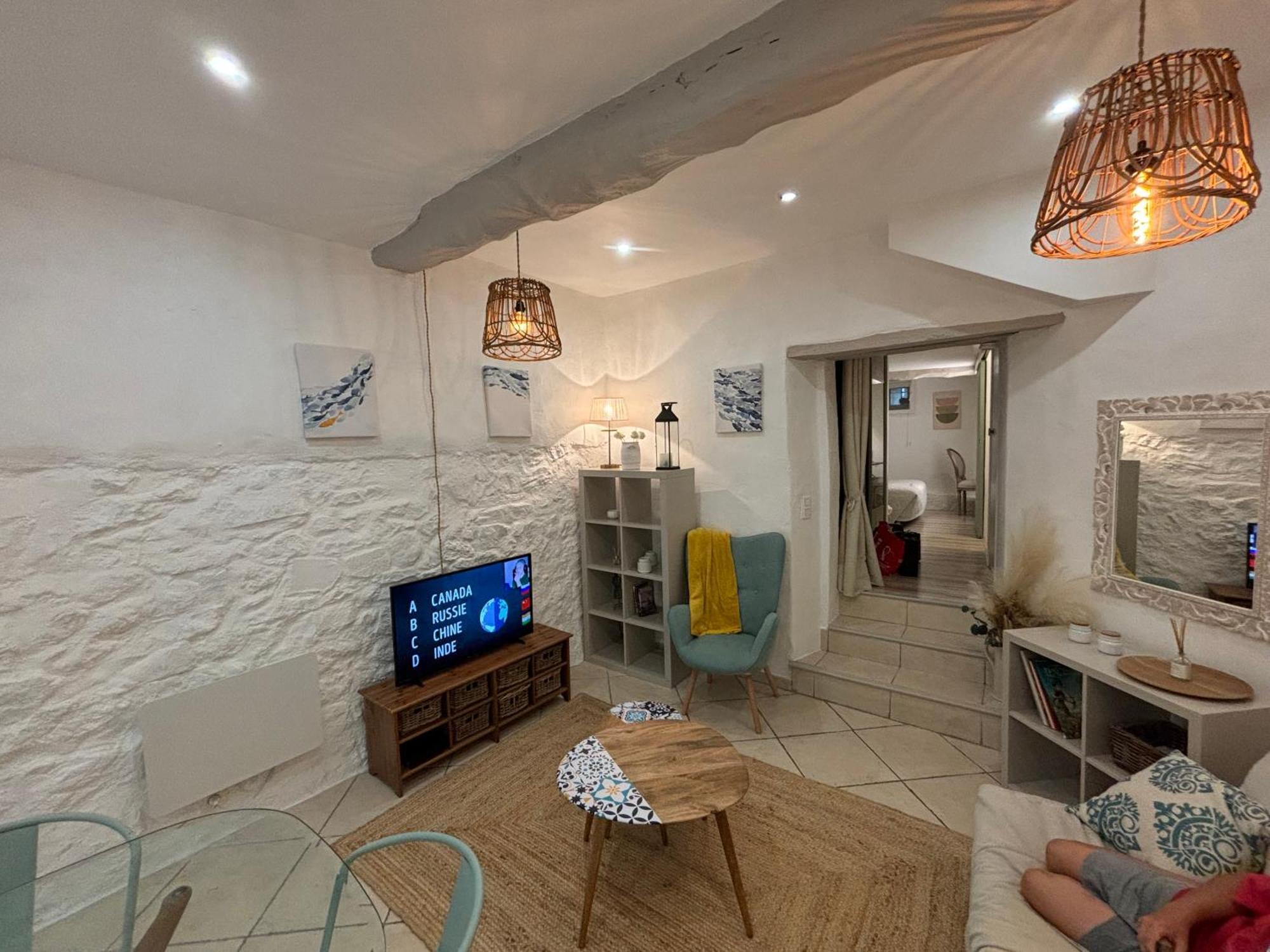 Cosy Flat In The Heart Of Valbonne Village Exterior photo